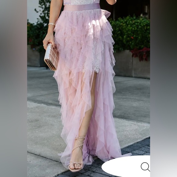 FOR ETERNITY TULLE RUFFLE
MAXI SKIRT - lavender skirt. - Picture 2 of 3